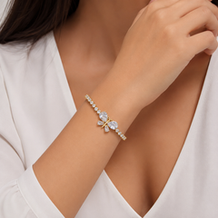 Butterfly Crystal Adjustable Bracelet for Women – Elegant Gold-Tone Gift for Girlfriend